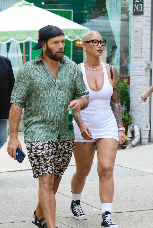 AMBER ROSE Out with a Friend in New York 08/16/2024