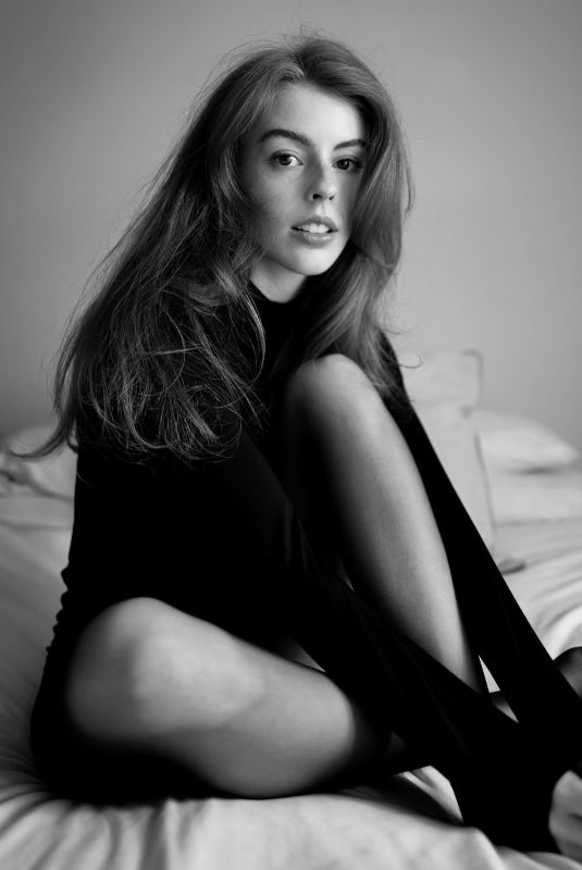 AMELIA GETHING - Black and White Photoshoot, August 2024