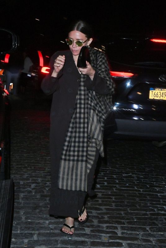 ASHLEY OLSEN Arrives at Bondst Japanese Restaurant in New York 08/20/2024