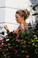 BLAKE LIVELY and Ryan Reynolds Share a Smooch at Taylor Swift