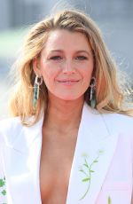 BLAKE LIVELY at It Ends With Us Photocall in London 08/08/2024