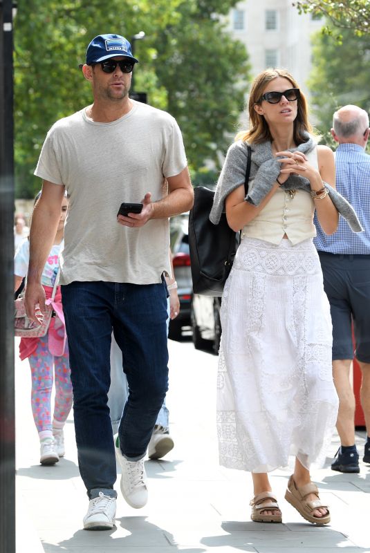 BROOKLYN DECKER Leaves Claridge