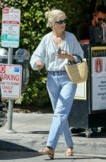 CAROLYN MURPHY Having a Birthday Lunch After Recently Turning 50 08/21/2024