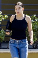 CHARLI XCX Goes Makeup-free After Salon Appointment in Studio City 08/11/2024