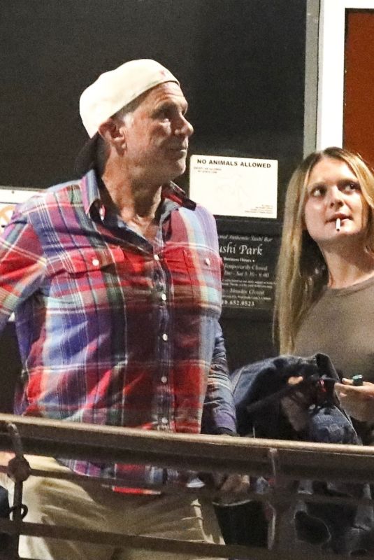 CHARLOTTE LAWRENCE, Chad Smith and Andrew Watt at Sushi Park in West Hollywood 08/09/2024