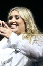 ELLA HENDERSON Performs at Market Rasen Racecourse 08/17/2024