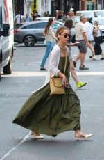 EMILIA CLARKE Out for Lunch at Duck Soup in London 08/18/2024