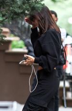 EMILY RATAJKOWSKI Arrives at Her Apartment in New York 08/22/2024