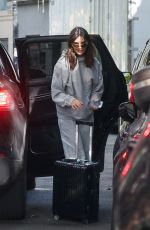 EMILY RATAJKOWSKI Loading Luggage into a Car in New York 08/26/2024