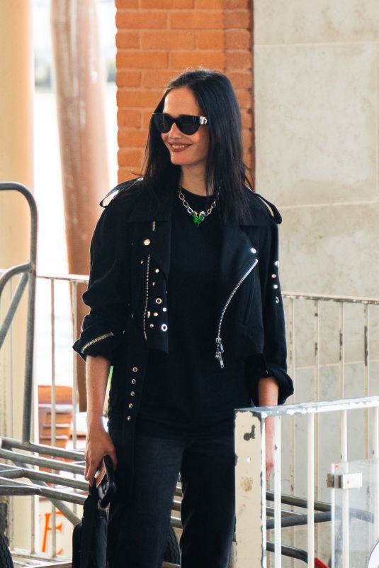 EVA GREEN Arrives at Venice Airport 08/30/2024