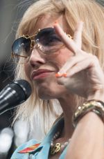 GOLDIE BOUTILIER Performs at Lollapalooza 2024 in Grant Park in Chicago 08/01/2024