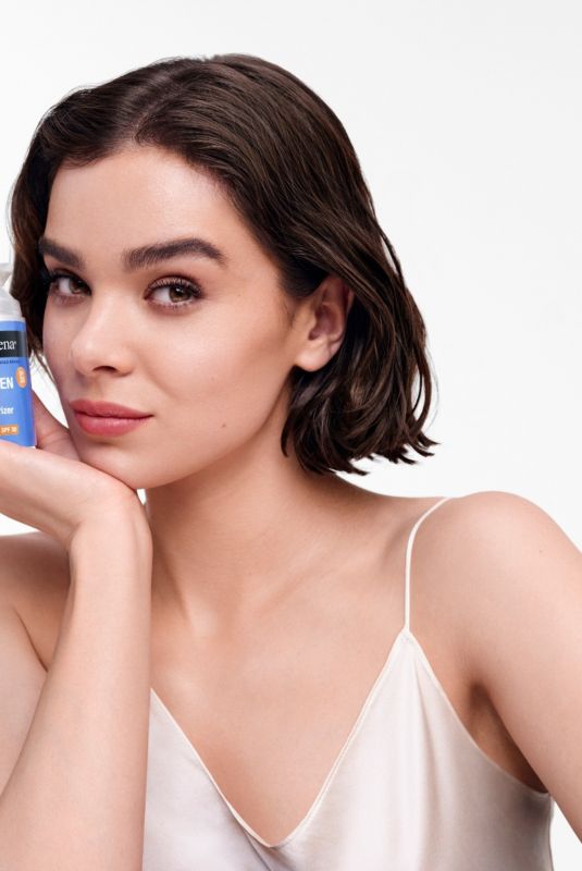 HAILEE STEINFELD for Neutrogena Campaign 2024