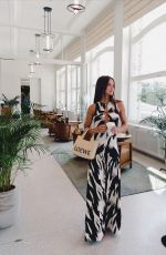 HELEN OWEN - Instagram Photos 08/11/2024