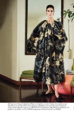 HILARY RHODA in Harper