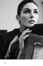 HILARY RHODA in Harper