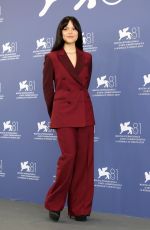 JENNA ORTEGA at Beetlejuice Beetlejuice Photocall at 81st Venice International Film Festival 08/28/2024