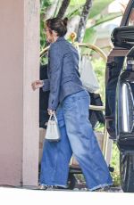 JENNIFER LOPEZ in a Stylish Bell Bottom Jeans Out for Lunch with Her Kids 08/10/2024