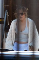 JENNIFER LOPEZ Returns Home in Los Angeles 08/03/2024