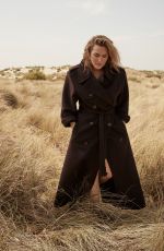 KATE WINSLET in Harper