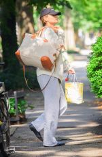 KATIE HOLMES Arrives Home After Dropping off Her Daughter Suri at College in Pittsburgh 08/19/2024