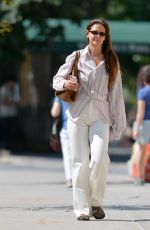 KATIE HOLMES Out and About in New York 08/05/2024