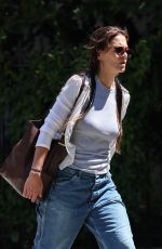KATIE HOLMES Out and About in New York 08/13/2024