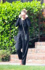 KRISTEN BELL Leaves Blackstone Optometry Clinic in Los Feliz 08/28/2024