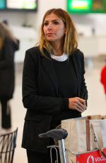 LAURA CSORTAN Arrives in Sydney from Holiday in Bali 08/08/2024