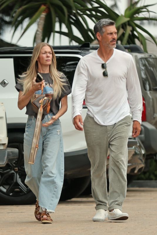 LEANN RIMES and Eddie Cibrian Out at Malibu Country Mart 08/18/2024