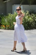 LESLIE MANN Arrives at Jennifer Klein