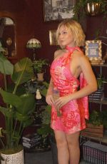 LILY BROOKS O