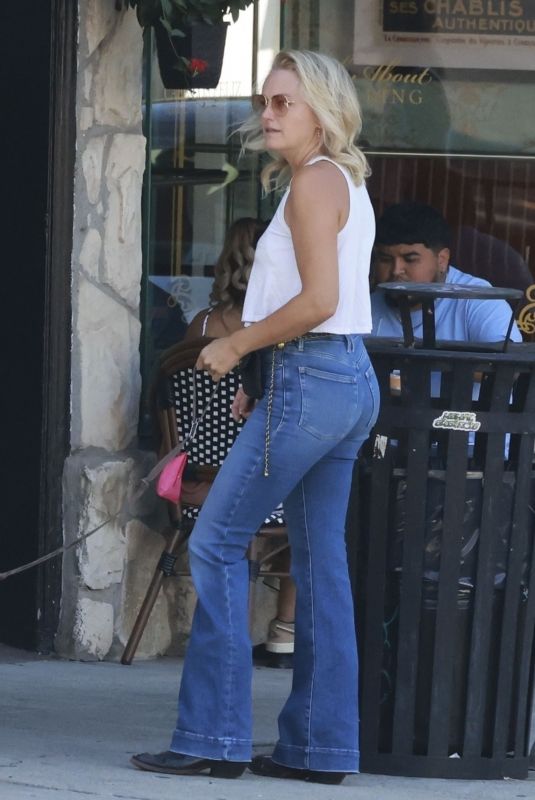 MALIN AKERMAN Out for Lunch with Family in Los Angeles 08/19/2024