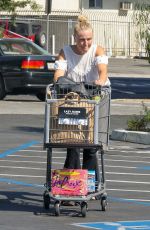 MALIN AKERMAN Shopping at Lazy Acre in Los Angeles 08/09/2024