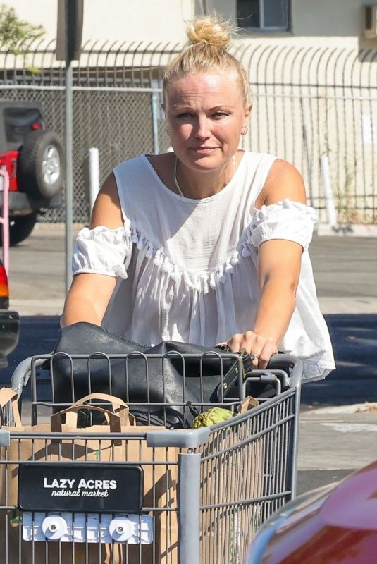 MALIN AKERMAN Shopping at Lazy Acre in Los Angeles 08/09/2024