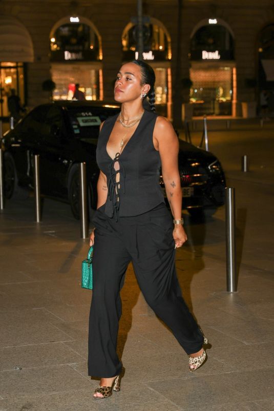 MARLEN POLANCO DAVIS Out for Dinner in Paris 08/10/2024