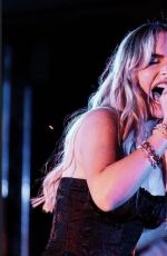 MCKENNA GRACE Performs at a Concert in New York 08/06/2024