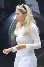 MOLLY MAE HAGUE Arrives Back at Her House in Cheshire 08/16/2024