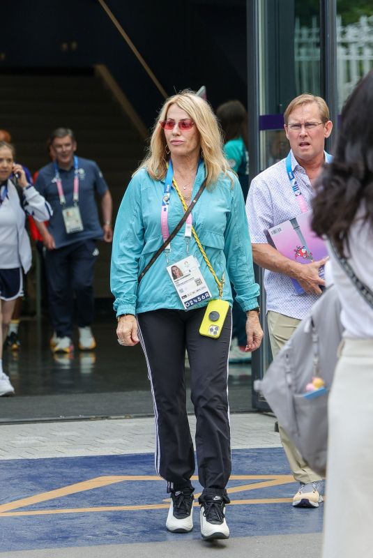 NADIA COMANECI Leaves Gymnastic Finals at Paris 2024 Olympic Game 08/03/2024