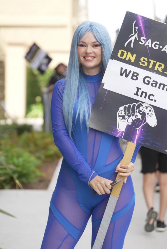 NATASHA BLASICK at SAG-AFTRA Video Game Strike at Warner Brothers Studios in Burbank 08/01/2024