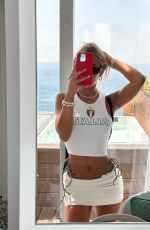 NICKY GILE - Instagram Photos 08/25/2024