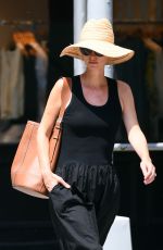 NICKY HILTON Out Shopping in New York 08/02/2024