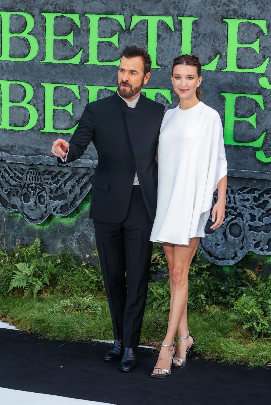 NICOLE BRYDON BLOOM at Beetlejuice Beetlejuice Premiere in London 08/29/2024