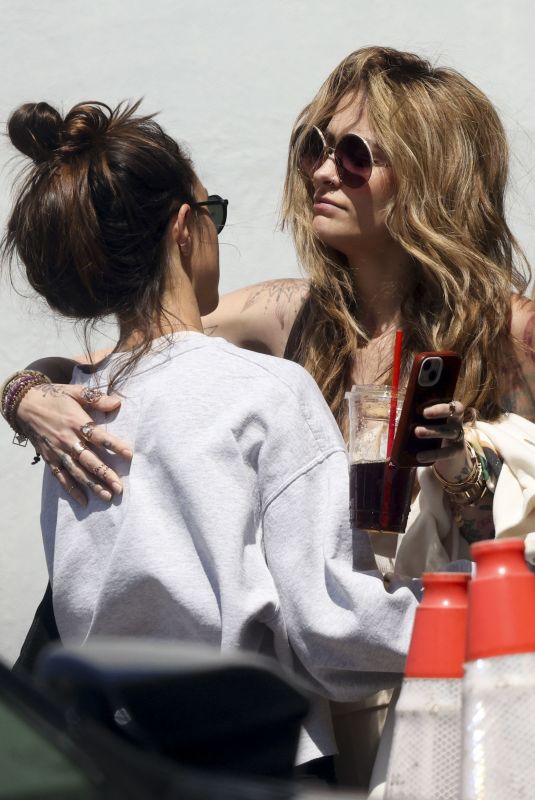PARIS JACKSON Meets Friends for Lunch in Los Angeles 08/24/2024