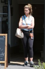 Pregnant KATHERINE SCHWARZENEGGER and MARIA SHRIVER Out in Summerland 08/26/2024
