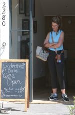 Pregnant KATHERINE SCHWARZENEGGER and MARIA SHRIVER Out in Summerland 08/26/2024