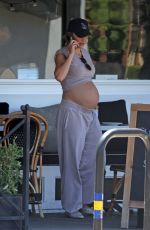 Pregnant LALA KENT Out for Lunch at Sweet Butter in Studio City 08/19/2024