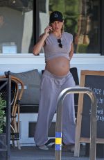 Pregnant LALA KENT Out for Lunch at Sweet Butter in Studio City 08/19/2024