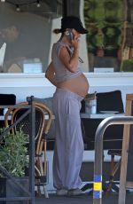 Pregnant LALA KENT Out for Lunch at Sweet Butter in Studio City 08/19/2024