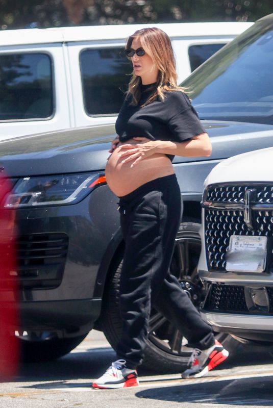 Pregnant LALA KENT Out of Her Car in Los Angeles 08/12/2024