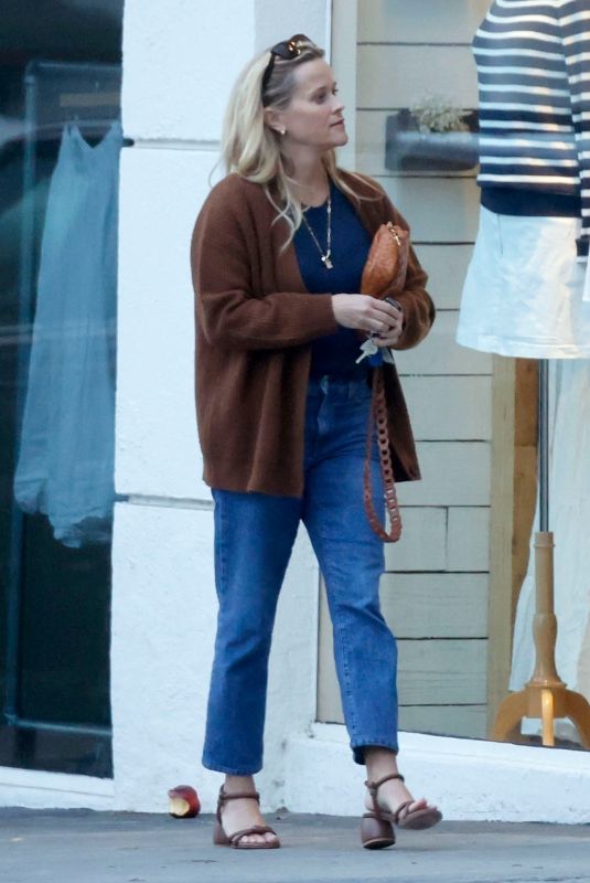REESE WITHERSPOON Out Shopping in Los Angeles 08/29/2024
